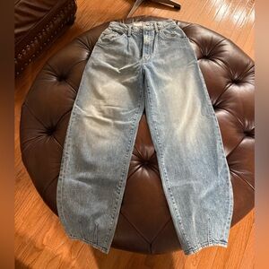 MOTHER Women's Light Blue Relaxed Jeans- worn once only. Like new!